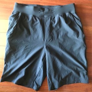 NWOT Lululemon The Short 9 inch Linerless Medium